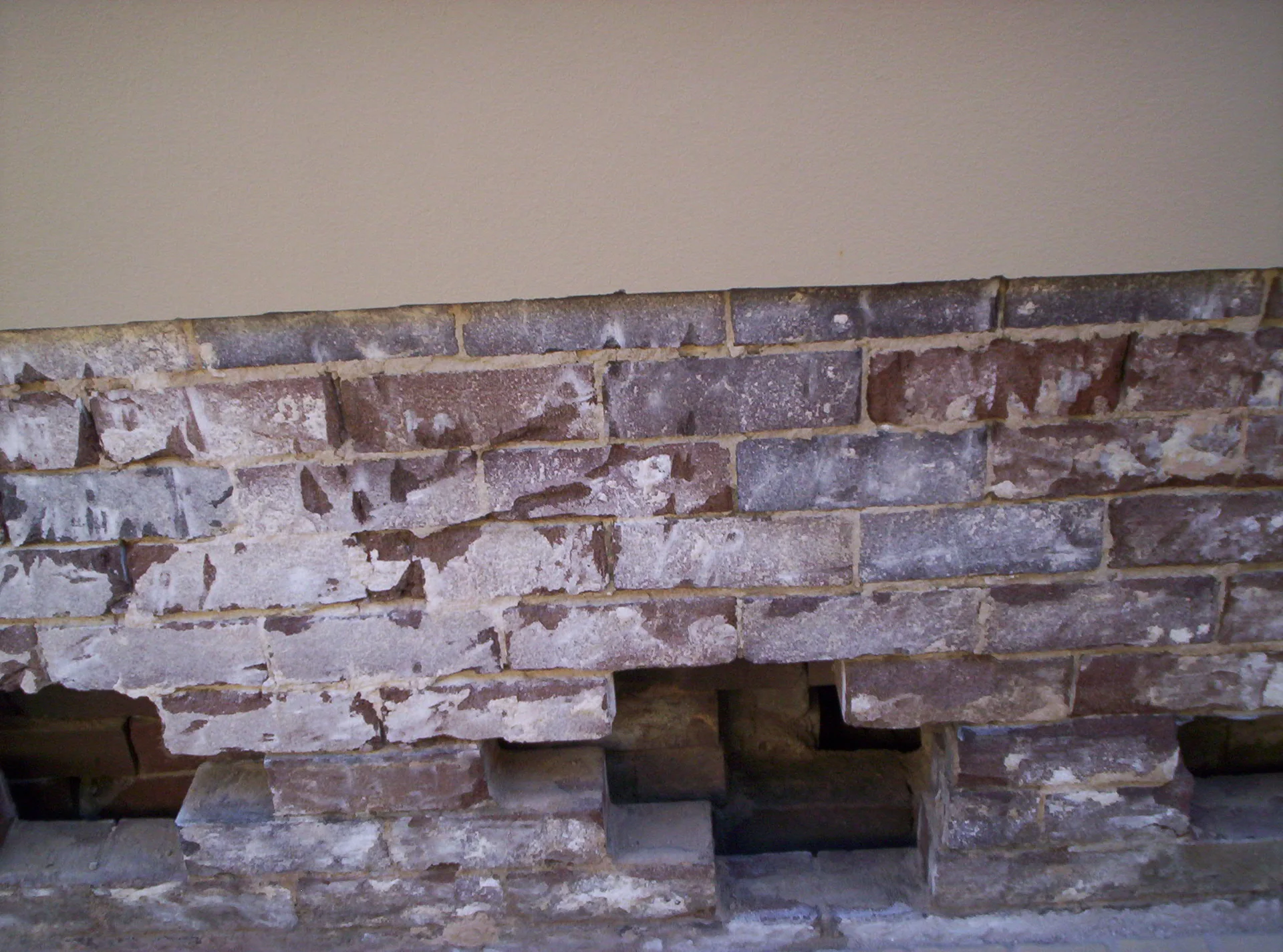 Rising damp damage in masonry before specialist treatment